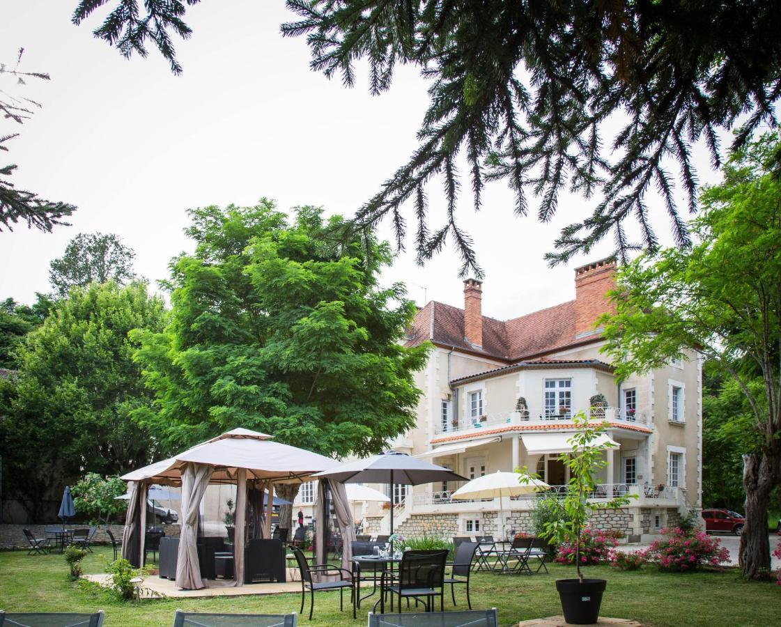 Vue du Château d'Excideuil Extérieur photo